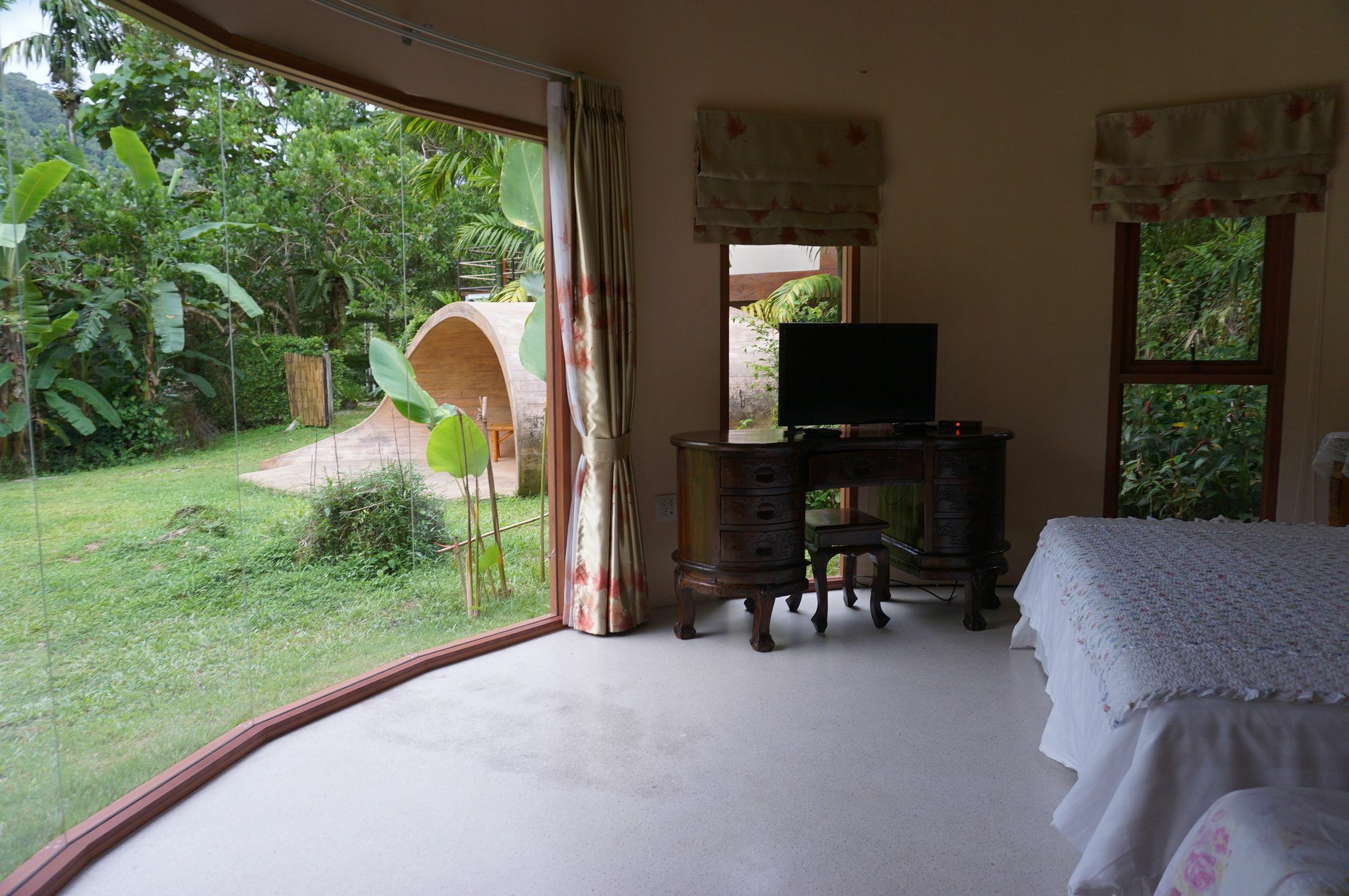 Smallville Resort Ranong Exterior photo