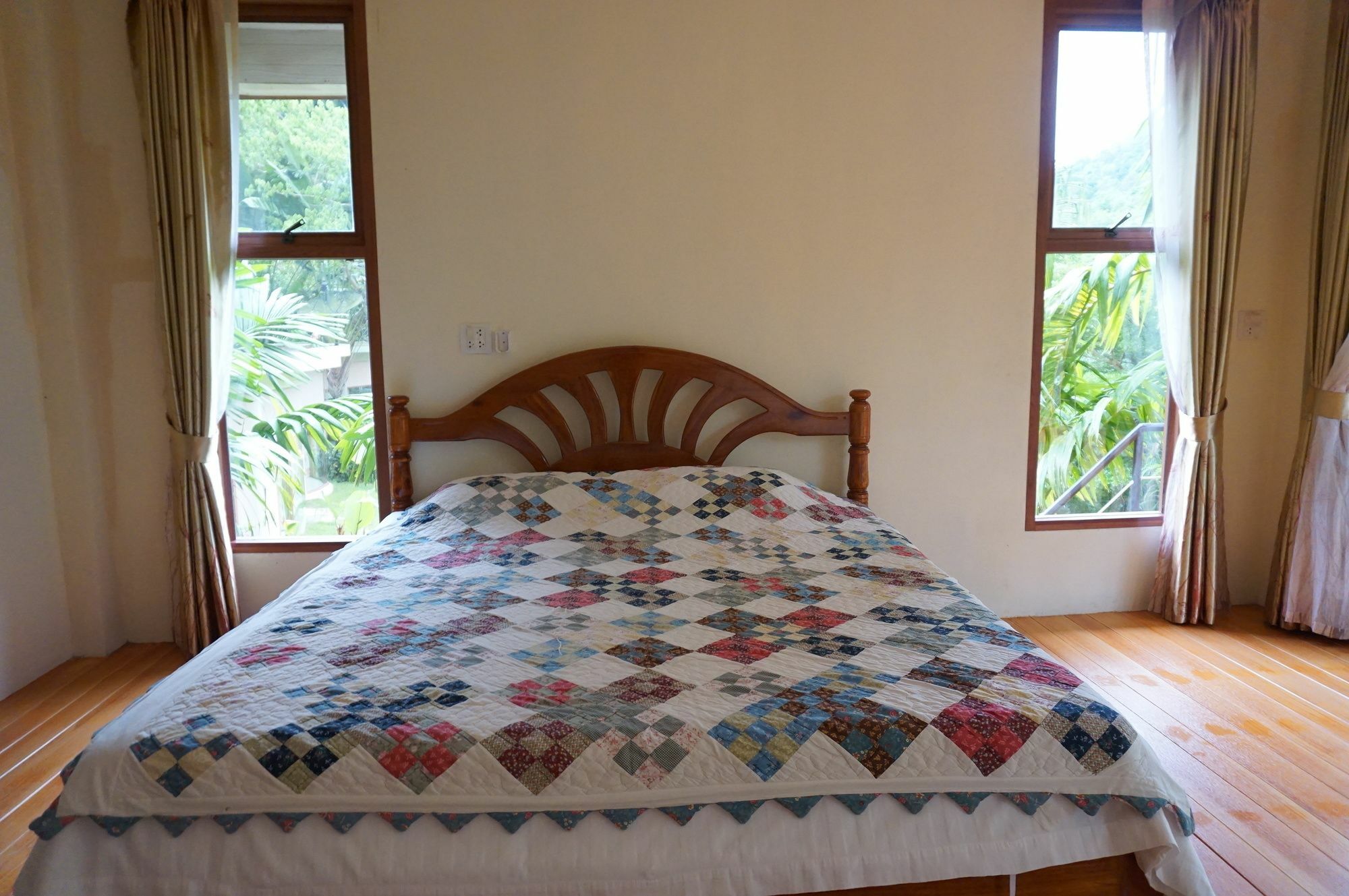 Smallville Resort Ranong Exterior photo